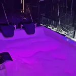 Apartment Romantic & Jacuzzi Skopje