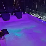 Apartment Romantic & Jacuzzi *