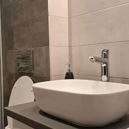 Romantic & Jacuzzi Скоп'є