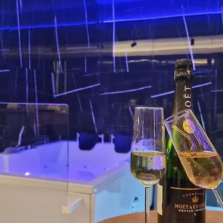 Romantic & Jacuzzi Скоп'є