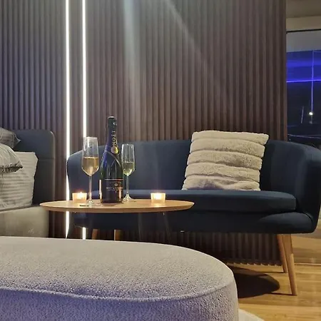 Apartmán Romantic & Jacuzzi *