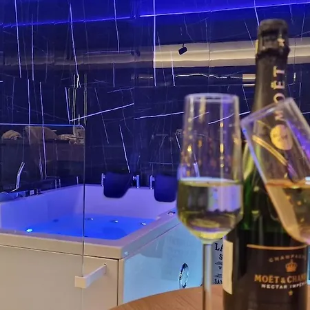 Apartment Romantic & Jacuzzi