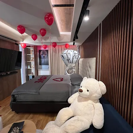 Apartment Romantic & Jacuzzi *