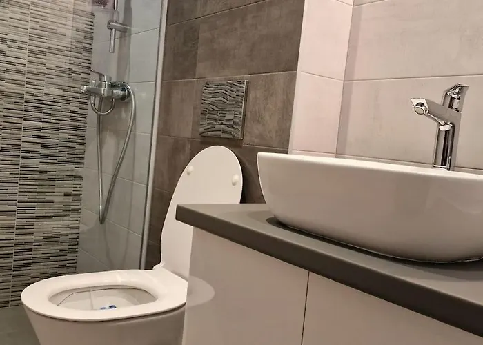 Romantic & Jacuzzi * Skopje