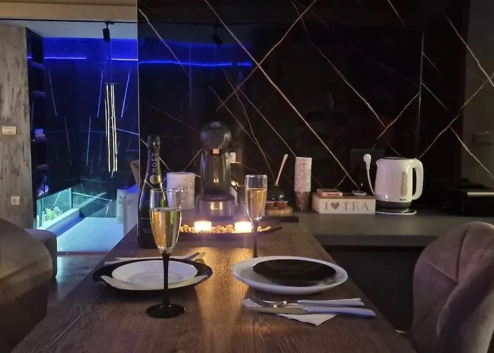 Romantic & Jacuzzi *